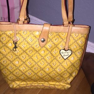 Dooney & bourke bag